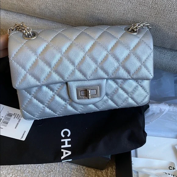 SOLD Chanel mini 2.55 in metallic leather - Picture 3 of 14